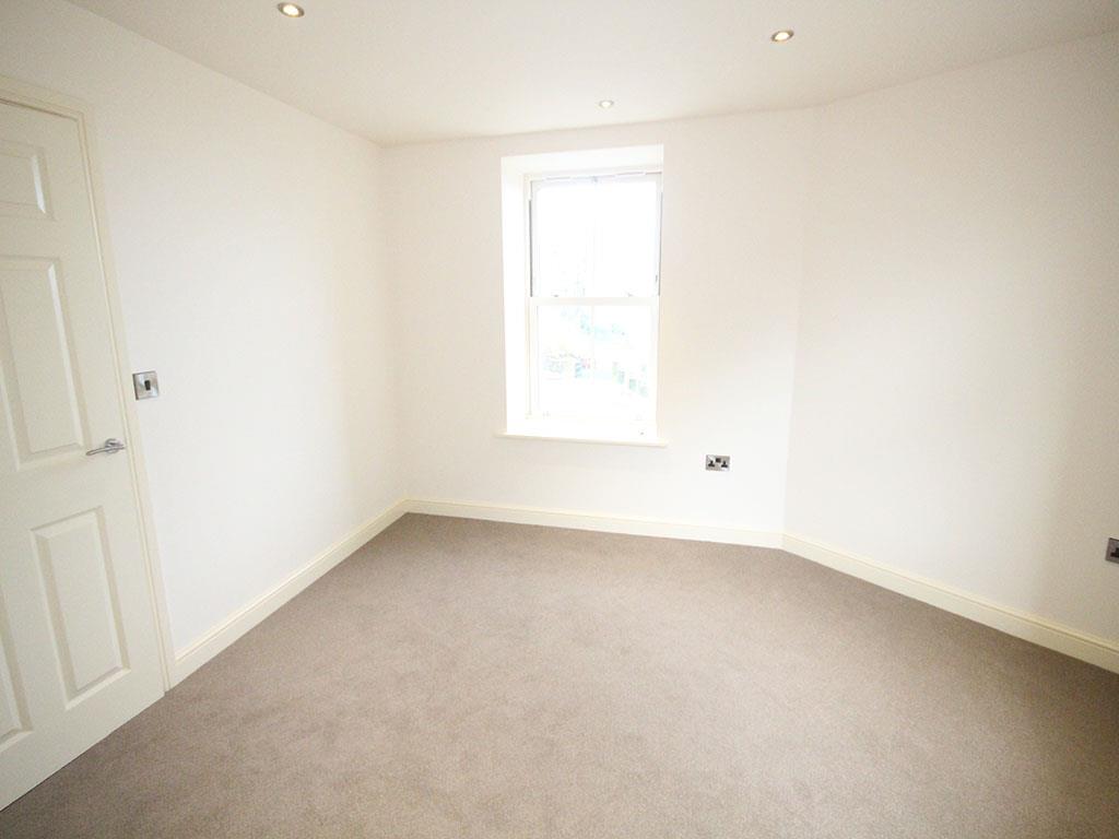2 bedroom apartment To Let in Barnoldswick - 2016-01-14 10.53.03.jpg